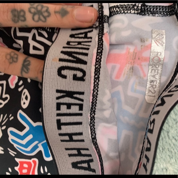 Keith Haring Leggings - Picture 2 of 3